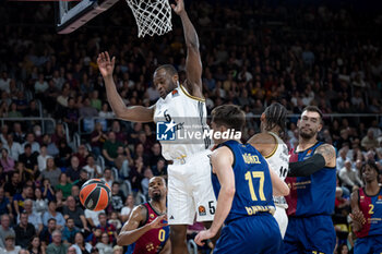 2024-10-25 - Charles Kahudi (Asvel Villeurbanne) in action during a EuroLeague match between Braca Basket and Asvel Villeurbanne at Palau Blaugrana in Barcelona, Barcelona, Spain, on October 25 2024. Photo by Felip Mondino / Panoramic - BARÇA BASKET - ASVEL VILLEURBANNE - EUROLEAGUE - BASKETBALL