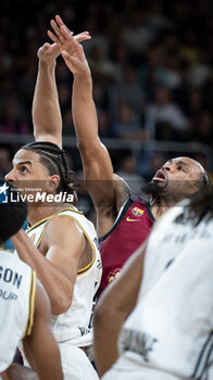 2024-10-25 - Kevin Punter (Barca Basket) in action during a EuroLeague match between Braca Basket and Asvel Villeurbanne at Palau Blaugrana in Barcelona, Barcelona, Spain, on October 25 2024. Photo by Felipe Mondino - BARÇA BASKET - ASVEL VILLEURBANNE - EUROLEAGUE - BASKETBALL