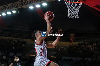 2024-01-24 - Matteo Librizzi #13 of Itelyum Varese seen in action during FIBA Europe Cup 2023/24 Second Round Group N game between Itelyum Varese and Niners Chemnitz at Itelyum Arena, Varese, Italy on January 24, 2024 - ITELYUM VARESE VS NINERS CHEMNITZ - FIBA EUROPE CUP - BASKETBALL