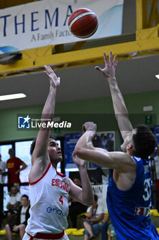 2024-07-05 - Images of the Spain and Greece match at Pala Cian Toma - Domegge (BL) 5 July, 2024, during the 22nd De Silvestro-Meneghin International U20 Basketball Tournament - TORNEO UNDER 20 - 22° MEMORIAL DE SILVESTRO/TROFEO MENEGHIN - SPAGNA VS GRECIA - EVENTS - BASKETBALL