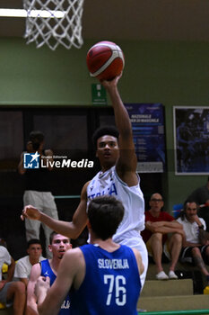 2024-07-05 - Actions of the game and players' images during the between Italy and Slovenia at Pala Cian Toma - Domegge (BL) 5 July, 2024 during the Torneo Under 20 - 22° Memorial De Silvestro/Trofeo Meneghin - TORNEO UNDER 20 - 22° MEMORIAL DE SILVESTRO/TROFEO MENEGHIN - ITALIA VS SLOVENIA - EVENTS - BASKETBALL