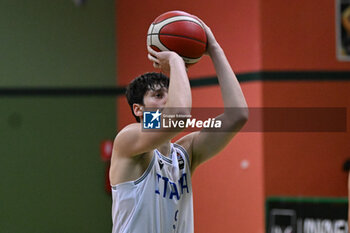 2024-07-06 - Images of the Italy and Spain match at Pala Cian Toma - Domegge (BL) 6 July, 2024, during the 22nd De Silvestro-Meneghin International U20 Basketball Tournament - TORNEO UNDER 20 - 22° MEMORIAL DE SILVESTRO/TROFEO MENEGHIN - ITALIA VS SPAGNA - EVENTS - BASKETBALL