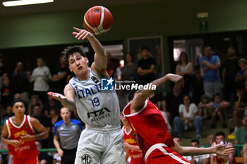 2024-07-06 - Images of the Italy and Spain match at Pala Cian Toma - Domegge (BL) 6 July, 2024, during the 22nd De Silvestro-Meneghin International U20 Basketball Tournament - TORNEO UNDER 20 - 22° MEMORIAL DE SILVESTRO/TROFEO MENEGHIN - ITALIA VS SPAGNA - EVENTS - BASKETBALL