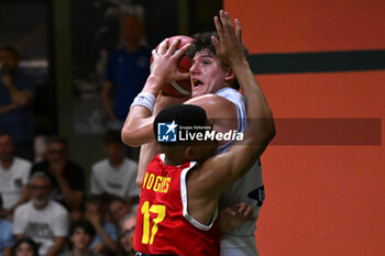 2024-07-06 - Images of the Italy and Spain match at Pala Cian Toma - Domegge (BL) 6 July, 2024, during the 22nd De Silvestro-Meneghin International U20 Basketball Tournament - TORNEO UNDER 20 - 22° MEMORIAL DE SILVESTRO/TROFEO MENEGHIN - ITALIA VS SPAGNA - EVENTS - BASKETBALL