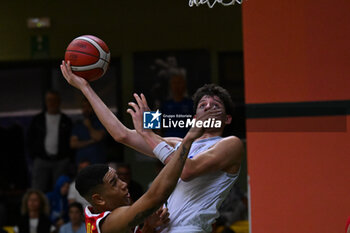 2024-07-06 - Images of the Italy and Spain match at Pala Cian Toma - Domegge (BL) 6 July, 2024, during the 22nd De Silvestro-Meneghin International U20 Basketball Tournament - TORNEO UNDER 20 - 22° MEMORIAL DE SILVESTRO/TROFEO MENEGHIN - ITALIA VS SPAGNA - EVENTS - BASKETBALL