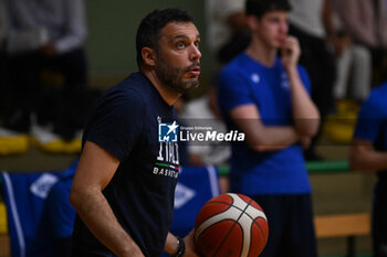 2024-07-07 - Paolo Galbiati head coach of Italy during the match at Pala Cian Toma - Domegge (BL) 7 July, 2024, during the 22nd De Silvestro-Meneghin International U20 Basketball Tournament - TORNEO UNDER 20 - 22° MEMORIAL DE SILVESTRO/TROFEO MENEGHIN - ITALIA VS GRECIA - EVENTS - BASKETBALL