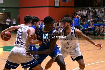 2024-07-07 - Images of the Italy and Greece match at Pala Cian Toma - Domegge (BL) 7 July, 2024, during the 22nd De Silvestro-Meneghin International U20 Basketball Tournament - TORNEO UNDER 20 - 22° MEMORIAL DE SILVESTRO/TROFEO MENEGHIN - ITALIA VS GRECIA - EVENTS - BASKETBALL