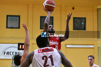 2024-09-07 - Images of the Pallacanestro Trieste and Reyer Venezia match at PalaCornaro - Jesolo (VE), september7, 2024 during the second semifinal of Basketball IN Jesolo 2024 tournament - MEMORIAL BASKETBALL - PALLACANESTRO TRIESTE VS UMANA REYER VENEZIA - EVENTS - BASKETBALL