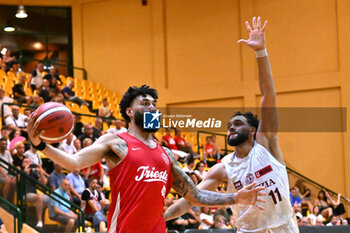 2024-09-07 - Images of the Pallacanestro Trieste and Reyer Venezia match at PalaCornaro - Jesolo (VE), september7, 2024 during the second semifinal of Basketball IN Jesolo 2024 tournament - MEMORIAL BASKETBALL - PALLACANESTRO TRIESTE VS UMANA REYER VENEZIA - EVENTS - BASKETBALL