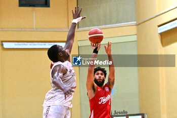 2024-09-07 - Images of the Pallacanestro Trieste and Reyer Venezia match at PalaCornaro - Jesolo (VE), september7, 2024 during the second semifinal of Basketball IN Jesolo 2024 tournament - MEMORIAL BASKETBALL - PALLACANESTRO TRIESTE VS UMANA REYER VENEZIA - EVENTS - BASKETBALL