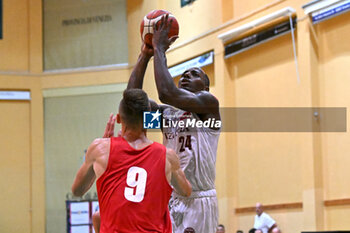 2024-09-07 - Images of the Pallacanestro Trieste and Reyer Venezia match at PalaCornaro - Jesolo (VE), september7, 2024 during the second semifinal of Basketball IN Jesolo 2024 tournament - MEMORIAL BASKETBALL - PALLACANESTRO TRIESTE VS UMANA REYER VENEZIA - EVENTS - BASKETBALL