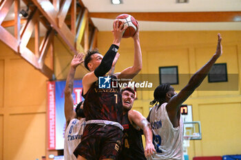 2024-09-08 - Images of the Reyer Venezia and Nutribullet Treviso Basket match at PalaCornaro - Jesolo (VE), september8, 2024 during the final of Basketball IN Jesolo 2024 tournament - MEMORIAL BASKETBALL - FINAL 1 PLACE - UMANA REYER VENEZIA VS NUTRIBULLET TREVISO - EVENTS - BASKETBALL