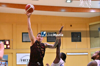 2024-09-08 - Images of the Reyer Venezia and Nutribullet Treviso Basket match at PalaCornaro - Jesolo (VE), september8, 2024 during the final of Basketball IN Jesolo 2024 tournament - MEMORIAL BASKETBALL - FINAL 1 PLACE - UMANA REYER VENEZIA VS NUTRIBULLET TREVISO - EVENTS - BASKETBALL