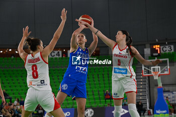 2024-11-07 - Veronika Voráčková (CECHIA) - Cecilia Zandalasini (ITALIA) - Natálie Stoupalová (CECHIA) - WOMEN'S EURO BASKET 2025 QUALIFIERS - ITALY VS CZECH REPUBLIC - EVENTS - BASKETBALL