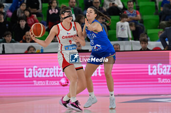 2024-11-07 - Julie Pospíšilová (CECHIA) - Martina Fassina (ITALIA) - WOMEN'S EURO BASKET 2025 QUALIFIERS - ITALY VS CZECH REPUBLIC - EVENTS - BASKETBALL