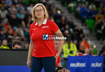 2024-11-07 - Romana Ptáčková (CECHIA) head coach - WOMEN'S EURO BASKET 2025 QUALIFIERS - ITALY VS CZECH REPUBLIC - EVENTS - BASKETBALL