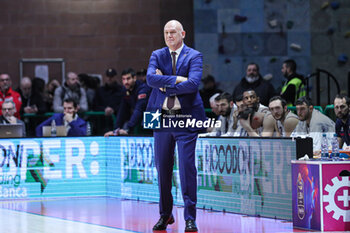 2024-01-21 - Spahija Neven (head coach Umana Reyer Venezia) - BERTRAM DERTHONA TORTONA VS UMANA REYER VENEZIA - ITALIAN SERIE A - BASKETBALL