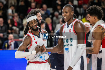 2024-01-21 - Briante Weber and Kevin Hervey (Unahotels Reggio Emilia) - UNAHOTELS REGGIO EMILIA VS VANOLI BASKET CREMONA - ITALIAN SERIE A - BASKETBALL
