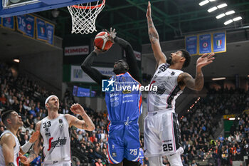 2024-02-05 - Gora Camara ( Nutribullet Treviso Basket ) - NUTRIBULLET TREVISO BASKET VS VIRTUS SEGAFREDO BOLOGNA - ITALIAN SERIE A - BASKETBALL