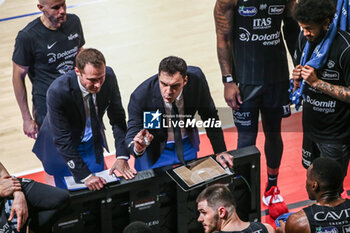2024-03-02 - Time out Dolomiti Energia Trentino - UNAHOTELS REGGIO EMILIA VS DOLOMITI ENERGIA TRENTINO - ITALIAN SERIE A - BASKETBALL