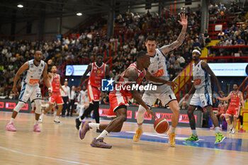 2024-03-16 - Tomislav Zubicig of GeVi Napoli Basket defends - GEVI NAPOLI BASKET VS ESTRA PISTOIA - ITALIAN SERIE A - BASKETBALL