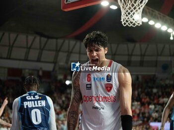 2024-04-07 - 06 Scott Ulaneo Openjobmetis Varese during the LBA Italy Championship match between Openjobmetis Varese vs Generazione Vincente Napoli , in Varese, Italy, on April 7, 2024 - OPENJOBMETIS VARESE VS GEVI NAPOLI BASKET - ITALIAN SERIE A - BASKETBALL