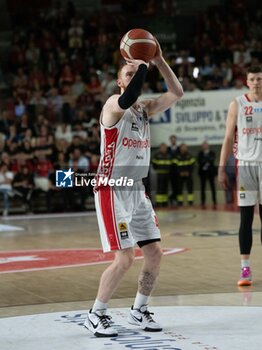 2024-04-07 - 04 Niccolo Mannion Openjobmetis Varese during the LBA Italy Championship match between Openjobmetis Varese vs Generazione Vincente Napoli , in Varese, Italy, on April 7, 2024 - OPENJOBMETIS VARESE VS GEVI NAPOLI BASKET - ITALIAN SERIE A - BASKETBALL