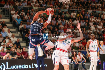 2024-04-14 - Eric Washington (Happy Casa Brindisi) - UNAHOTELS REGGIO EMILIA VS HAPPY CASA BRINDISI - ITALIAN SERIE A - BASKETBALL