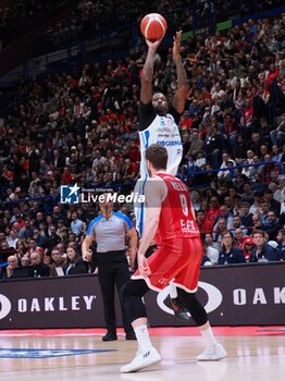 28/04/2024 - Kenny Gabriel (Germani Brescia) & Nicolo Melli (EA7 Emporio Armani Olimpia Milano) - EA7 EMPORIO ARMANI MILANO VS GERMANI BRESCIA - SERIE A ITALIA - BASKET