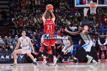 2024-04-28 - Diego Flaccadori (EA7 Emporio Armani Olimpia Milano) - EA7 EMPORIO ARMANI MILANO VS GERMANI BRESCIA - ITALIAN SERIE A - BASKETBALL