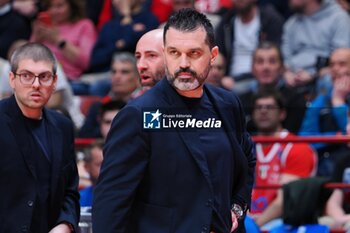 2024-04-28 - Alessandro Magro, head coach Germani Brescia - EA7 EMPORIO ARMANI MILANO VS GERMANI BRESCIA - ITALIAN SERIE A - BASKETBALL