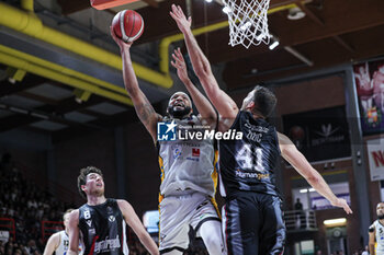 2024-04-28 - #43 Leon Radosevic (Bertram Derthona Basket Tortona) - BERTRAM DERTHONA TORTONA VS VIRTUS SEGAFREDO BOLOGNA - ITALIAN SERIE A - BASKETBALL