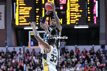 2024-04-28 - #55 Abass Awudu (Virtus Segafredo Bologna) - BERTRAM DERTHONA TORTONA VS VIRTUS SEGAFREDO BOLOGNA - ITALIAN SERIE A - BASKETBALL