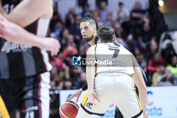 2024-04-28 - #23 Hackett Daniel (Virtus Segafredo Bologna) - BERTRAM DERTHONA TORTONA VS VIRTUS SEGAFREDO BOLOGNA - ITALIAN SERIE A - BASKETBALL