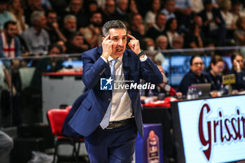 28/04/2024 - Dimitri Priftis coach Unahotels Reggio Emilia - UNAHOTELS REGGIO EMILIA VS GEVI NAPOLI BASKET - SERIE A ITALIA - BASKET