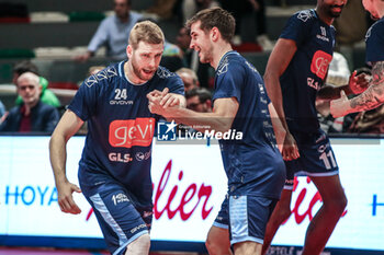 2024-04-28 - Giovanni De Nicolao and Michal Sokolowski (Generazione Vincente Napoli) - UNAHOTELS REGGIO EMILIA VS GEVI NAPOLI BASKET - ITALIAN SERIE A - BASKETBALL