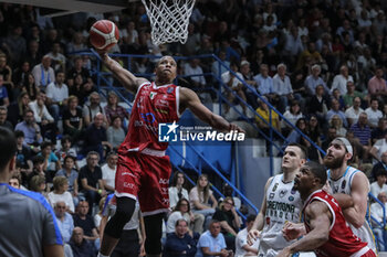 2024-05-05 - Devon Hall (EA7 emporio Armani Milano) - VANOLI BASKET CREMONA VS EA7 EMPORIO ARMANI MILANO - ITALIAN SERIE A - BASKETBALL