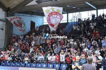 05/05/2024 - EA7 Emporio Armani Milano fans - VANOLI BASKET CREMONA VS EA7 EMPORIO ARMANI MILANO - SERIE A ITALIA - BASKET