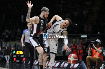 2024-05-11 - Isaia Cordinier (Bologna) in action thwarted by Colbey Ross (Tortona) during the LBA during game 1 of the playoffs of the Italian Serie A1 basketball championship Segafredo Virtus Bologna Vs. Bertram Derthona Tortona at Segafredo Arena, Bologna, Italy, May 11, 2024 - Photo: Michele Nucci - PLAYOFF - VIRTUS SEGAFREDO BOLOGNA VS BERTRAM DERTHONA TORTONA - ITALIAN SERIE A - BASKETBALL