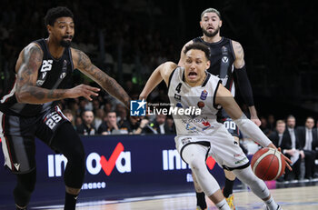 2024-05-11 - Colbey Ross (Tortona) in action thwarted by Jordan Mickey (Bologna) during the LBA during game 1 of the playoffs of the Italian Serie A1 basketball championship Segafredo Virtus Bologna Vs. Bertram Derthona Tortona at Segafredo Arena, Bologna, Italy, May 11, 2024 - Photo: Michele Nucci - PLAYOFF - VIRTUS SEGAFREDO BOLOGNA VS BERTRAM DERTHONA TORTONA - ITALIAN SERIE A - BASKETBALL