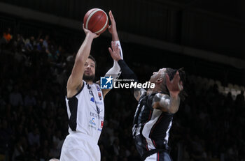 2024-05-11 - Kyle Weems (Tortona) during the LBA during game 1 of the playoffs of the Italian Serie A1 basketball championship Segafredo Virtus Bologna Vs. Bertram Derthona Tortona at Segafredo Arena, Bologna, Italy, May 11, 2024 - Photo: Michele Nucci - PLAYOFF - VIRTUS SEGAFREDO BOLOGNA VS BERTRAM DERTHONA TORTONA - ITALIAN SERIE A - BASKETBALL