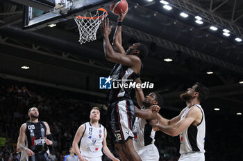 2024-05-11 - Bryant Dunston (Bologna) during the LBA during game 1 of the playoffs of the Italian Serie A1 basketball championship Segafredo Virtus Bologna Vs. Bertram Derthona Tortona at Segafredo Arena, Bologna, Italy, May 11, 2024 - Photo: Michele Nucci - PLAYOFF - VIRTUS SEGAFREDO BOLOGNA VS BERTRAM DERTHONA TORTONA - ITALIAN SERIE A - BASKETBALL