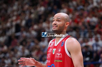 2024-05-12 - Shavon Shields (EA7 Emporio Armani Olimpia Milano) - PLAYOFF - EA7 EMPORIO ARMANI MILANO VS DOLOMITI ENERGIA TRENTO - ITALIAN SERIE A - BASKETBALL