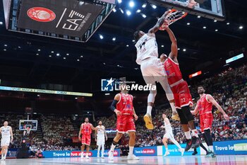 2024-05-12 - Derek Cooke Jr (Dolomiti Energia Trento) & Devon Hall (EA7 Emporio Armani Olimpia Milano) - PLAYOFF - EA7 EMPORIO ARMANI MILANO VS DOLOMITI ENERGIA TRENTO - ITALIAN SERIE A - BASKETBALL