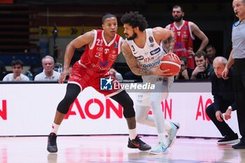 2024-05-12 - Prentiss Hubb (Dolomiti Energia Trento) & Devon Hall (EA7 Emporio Armani Olimpia Milano) - PLAYOFF - EA7 EMPORIO ARMANI MILANO VS DOLOMITI ENERGIA TRENTO - ITALIAN SERIE A - BASKETBALL