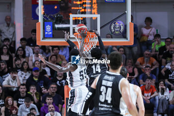 2024-05-18 - #55 Abass Awudu (Virtus Segafredo Bologna) and #14 Kamagate Ismael Sindou (Bertram Derthona Basket Tortona) - PLAYOFF - BERTRAM DERTHONA TORTONA VS VIRTUS SEGAFREDO BOLOGNA - ITALIAN SERIE A - BASKETBALL