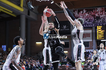 2024-05-18 - #34 Kyle Weems (Bertram Derthona Basket Tortona) - PLAYOFF - BERTRAM DERTHONA TORTONA VS VIRTUS SEGAFREDO BOLOGNA - ITALIAN SERIE A - BASKETBALL