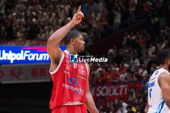 2024-05-27 - Kyle Hines (EA7 Emporio Armani Olimpia Milano) - EA7 EMPORIO ARMANI MILANO VS GERMANI BRESCIA - ITALIAN SERIE A - BASKETBALL