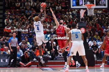 2024-05-27 - Jason Burnell (Germani Brescia) & Johannes Voigtmann (EA7 Emporio Armani Olimpia Milano) - EA7 EMPORIO ARMANI MILANO VS GERMANI BRESCIA - ITALIAN SERIE A - BASKETBALL