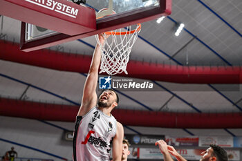 2024-05-29 - Virtus Segrafedo Bologna ’s Ante Zizic portrait in action - UMANA REYER VENEZIA VS VIRTUS SEGAFREDO BOLOGNA - ITALIAN SERIE A - BASKETBALL